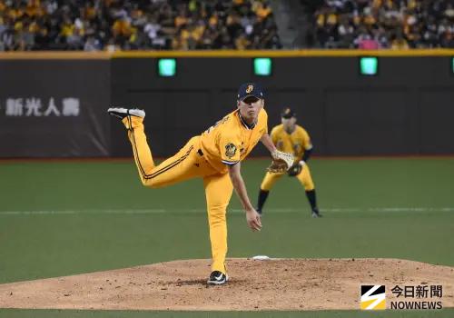 中職／林暉盛初先發5局失1分好投、奪生涯首勝！兄弟5：3險勝味全
