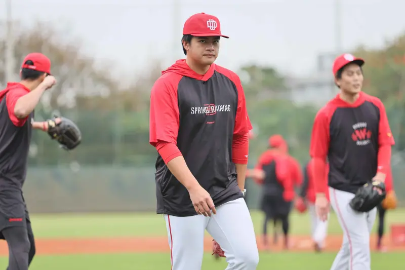 中職／宋文華連兩年遭戰力外！深夜發黑圖對統一獅、味全龍說抱歉