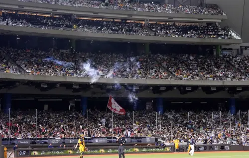 中職／「龍象大戰」宣告4萬人滿場！史上第5次　首度非兄弟主場
