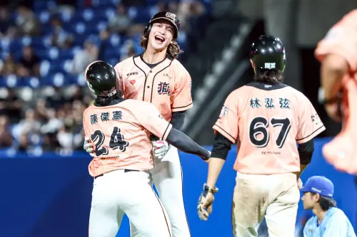 中職／林佳緯棒打張奕！滿壘敲出再見安打　統一5：4送富邦6連敗
