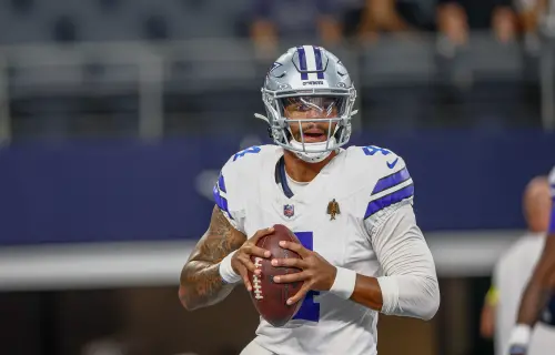 ▲達拉斯牛仔（Dallas Cowboys）四分衛達克·普雷斯科特（Dak Prescott）將在開幕戰挑戰宿敵老鷹，備受矚目。（圖／路透／達志影像）
