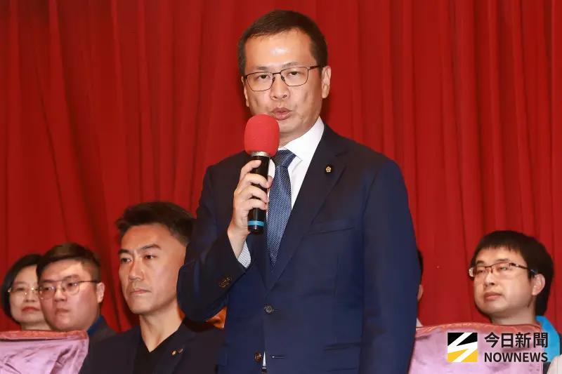 ▲國民黨立委羅智強宣布參選黨主席，獲得黨內不少年輕立委支持。（圖／記者葉政勳攝）