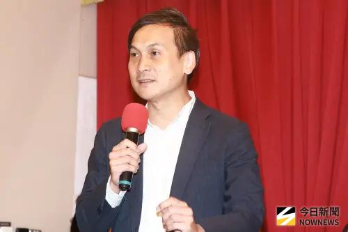 教師忙翻拒當行政！遭藍委怒批制度僵化「他」認了：這現象確實怪
