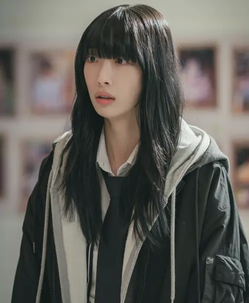 ▲李彩玟的女友柳多仁（如圖）日前在《金字塔遊戲》一劇中有著精湛的演技表現。（圖／柳多仁IG@rxudain）