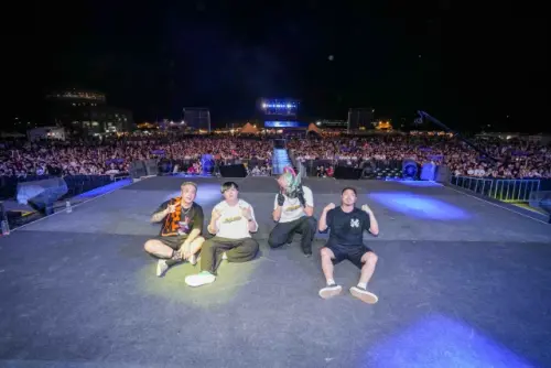 ▲血肉果汁機登《2025桃園珍珠海岸國際音樂節》獻唱。（圖／桃園市政府提供）