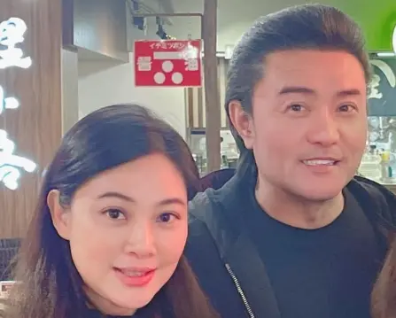 ▲57歲藝人李㼈（右）與小12歲熊家婕（左）結婚多年，女方現今淡出螢光幕前，李㼈今日被問到老婆熊家婕有無可能復出？他坦言機會極小，指她私下個性其實很宅。（圖／翻攝自家婕333臉書）