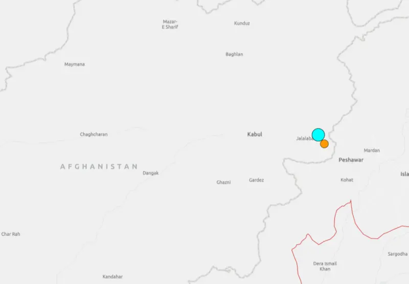 ▲阿富汗東部、靠近巴基斯坦邊境，當地時間週日深夜，發生規模6、深度僅8公里的極淺層強震。（圖／翻攝自USGS）