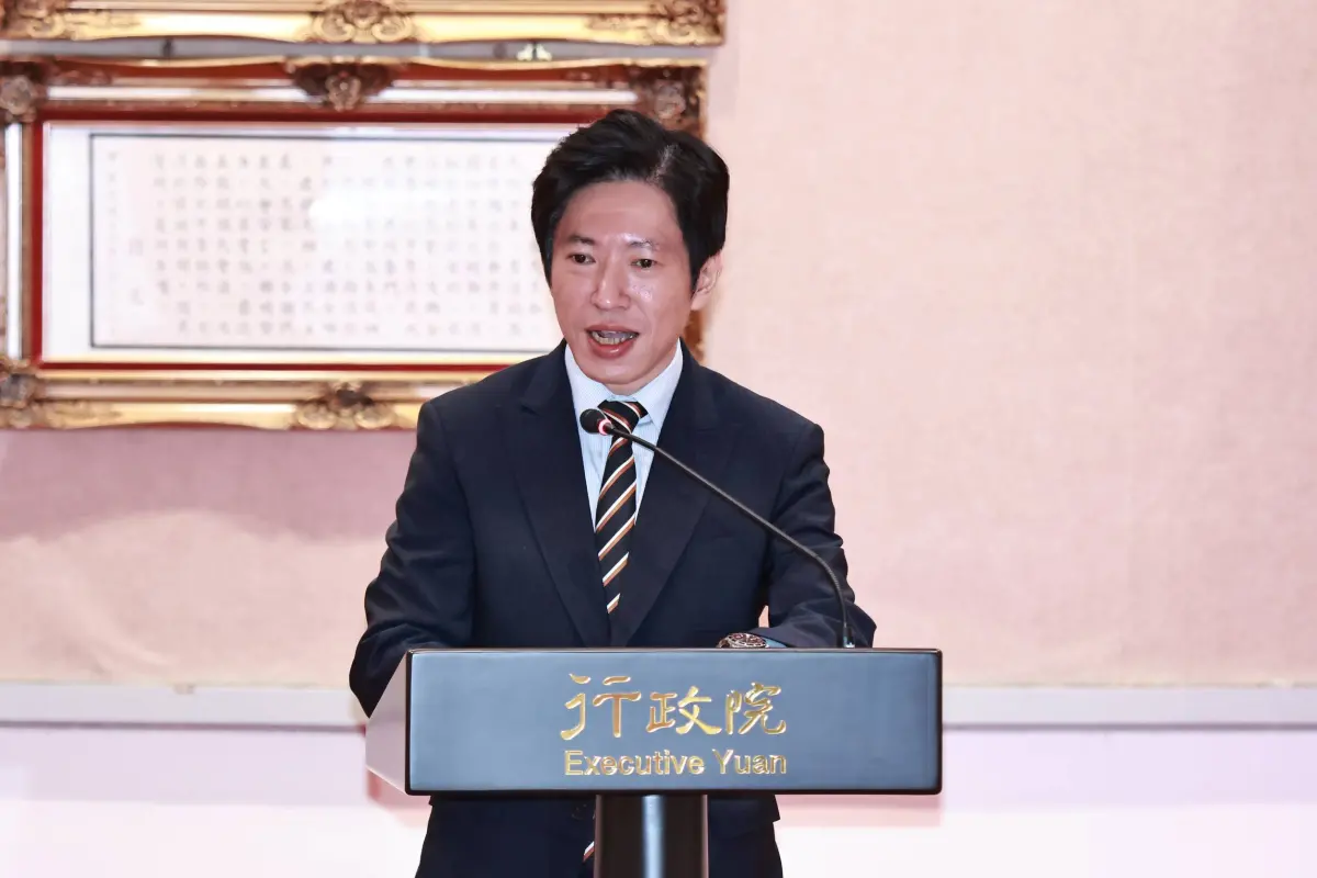 接任行政院秘書長 張惇涵：做好控衛貫徹總統交付三任務