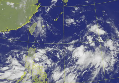 ▲台灣南方是大低壓帶，內部有熱帶擾動正在發展，未來幾天會增強為「熱帶性低氣壓」，甚至在琉球附近變為琵琶颱風。（圖／中央氣象署cwa.gov.tw）