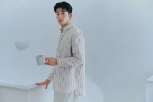 ▲UNIQLO歡慶來台15周年，邀請許光漢擔任品牌大使，詮釋秋冬主題「重溯經典」。（圖／UNIQLO提供）