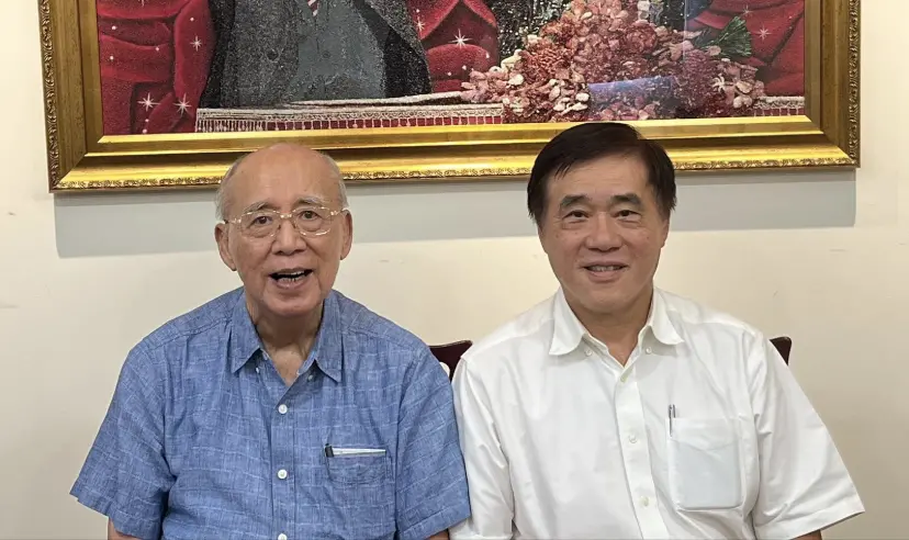 ▲前台北市長郝龍斌拜會前國民黨主席吳伯雄。（圖／翻攝自郝龍斌臉書）