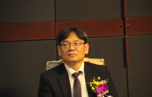 ▲葉俊顯總結，「我深信，政策再專業，如果無法獲得社會的理解與支持，就無法真正實現。」（圖／記者鍾泓良攝影）