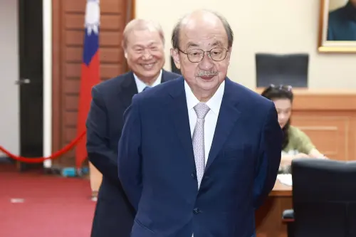 賴清德逼宮沒用！柯建銘續任總召到明年　他曝關鍵：沒綠委敢挑戰
