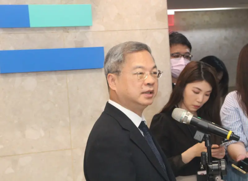 ▲他表示，面對水五金產業疑難雜症，提出各項解方。其中對於業者引頸期盼的產業聚落提出具體時程，希望年底有進度。（圖／記者鍾泓良攝影）