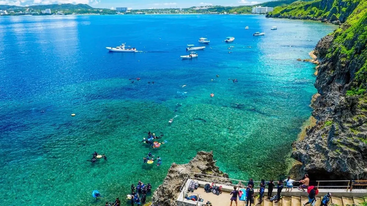 台人愛飛沖繩潛水！航班增近一成 旅行社：海底地形複雜常有意外