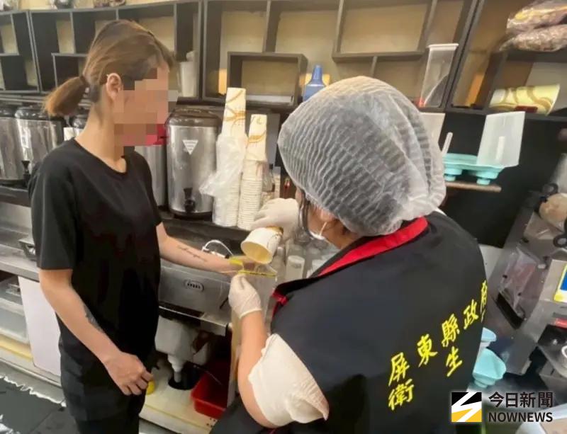 ▲食藥署聯合地方衛生局稽查「現場調製飲品及冰品」，有知名手搖飲品牌被檢出腸桿菌科超標。（圖／食藥署提供）