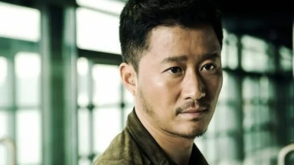 ▲中國演員吳京（如圖）以《戰狼》系列電影闖出知名度，近日因被爆言行不一、新作電影表現極差遭抨擊，網友不客氣直嗆人設崩塌，引發熱議。（圖／翻攝自微博）