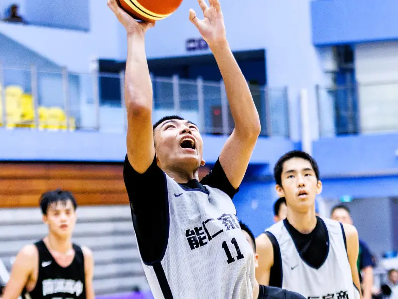 ▲能仁莊肇紘則貢獻23分14籃板，效率驚人，幫助球隊笑到最後。(圖/登峰造極提供)