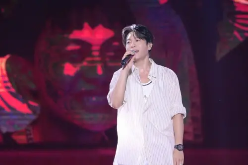 ▲韋禮安今年下半年滿滿尾牙，有望再創千萬收入。（圖／翻攝自韋禮安IG@weibirdmusic）