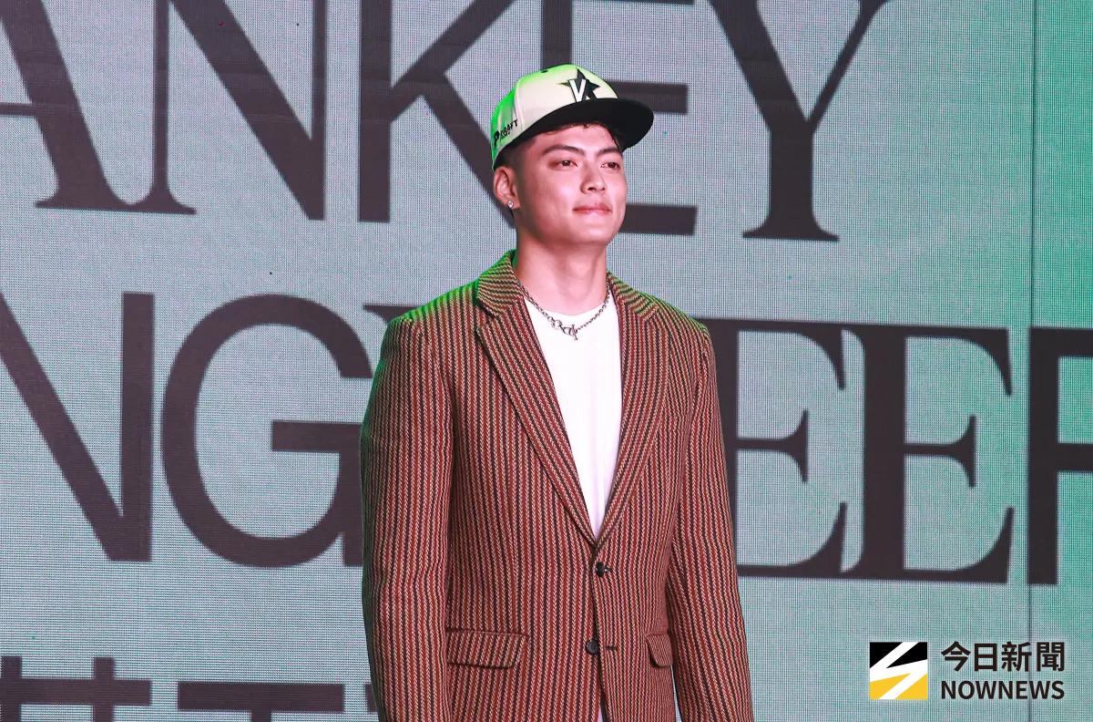 ▲P. LEAGUE+ 洋基工程成軍目前陣容中有13人，最受矚目的是雙狀元葉惟捷和張鎮衙，主帥「光哥」李逸驊期待陣中球員能夠開發自身特點，嘗試去做不擅長做的事情。（圖／記者葉政勳攝 , 2025.09.02）