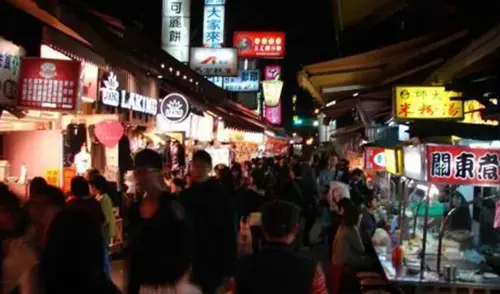 台北師大夜市為何沒落？外國人愛逛、東西好吃　眾嘆：店家必須走
