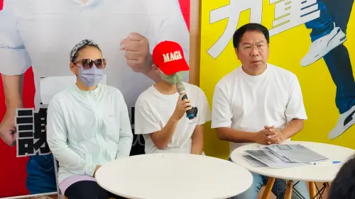 ▲謝志忠今陪被害少年和媽媽出面，呼籲張姓男子為自己的行為負起責任。（圖／台中市議員謝志忠提供，2025.09.02）