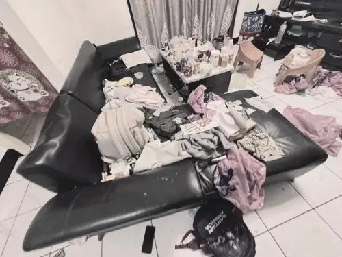 ▲鶯歌小姊弟家中環境十分髒亂。（圖／翻攝畫面）