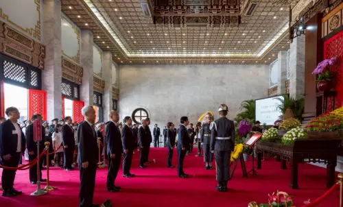 93軍人節赴忠烈祠！賴清德慰問遺族代表　韓國瑜卓榮泰陪祭
