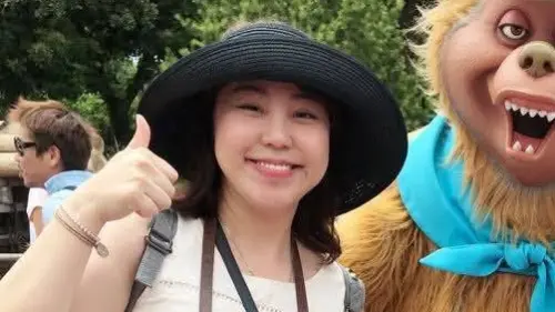 茱蒂驚覺卵巢20公分腫瘤！月經異常成警訊　抗癌一年不敵病魔病逝
