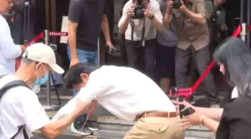 才嗆賴清德放馬過來！黃國昌下秒踉蹌險滑跤⋯罪魁禍首是它
