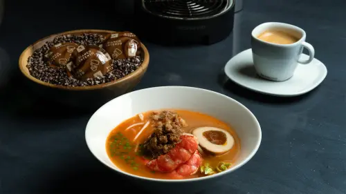 ▲「星饗晨宴-咖香流心擔仔麵」是以府城特色小吃為靈感。（圖／台南晶英提供）