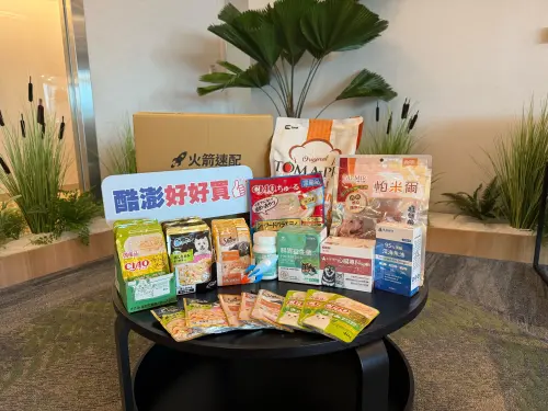 銀髮寵物時代來臨　酷澎揭示濕食與熟齡保健需求大增
