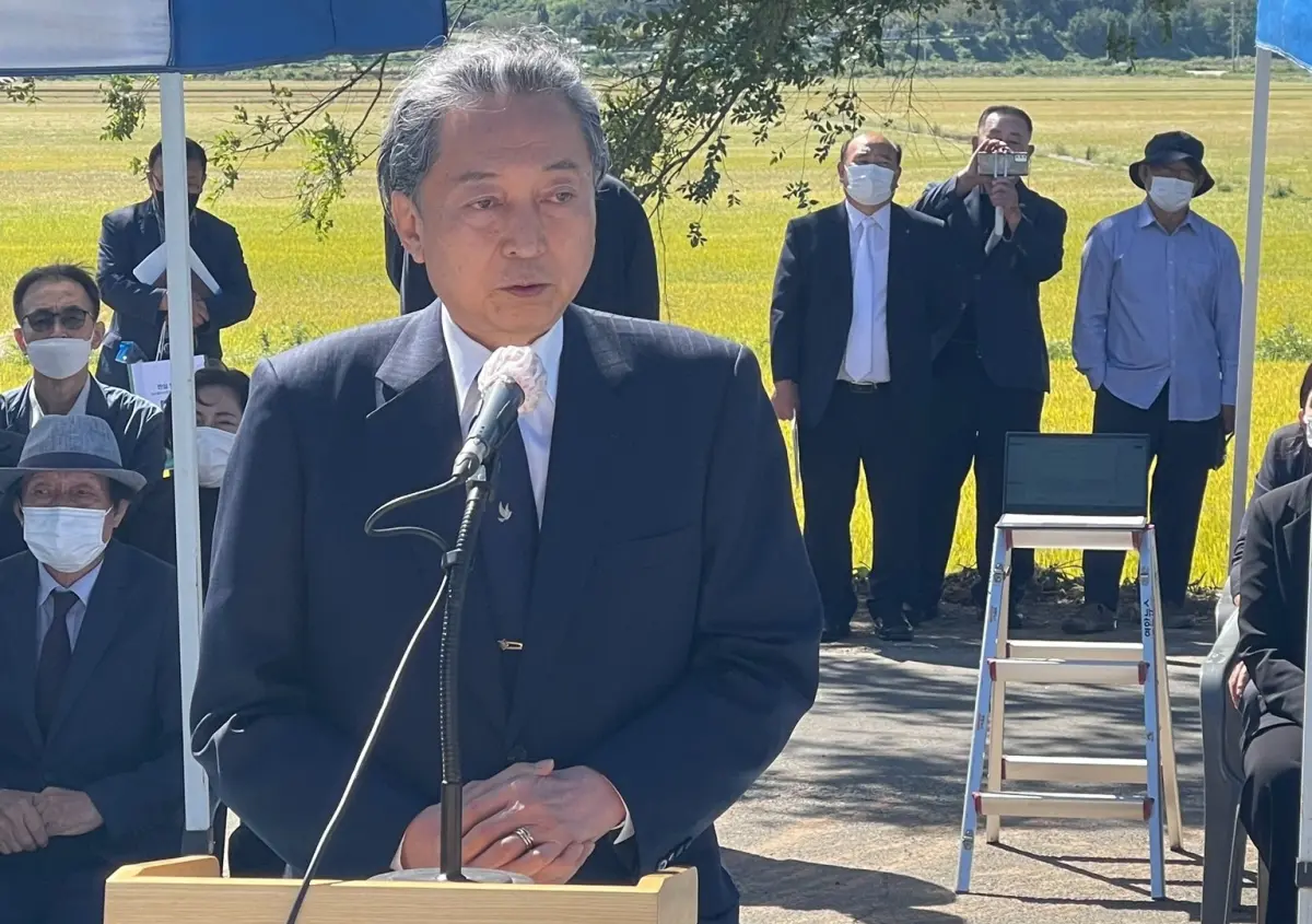 日本前首相鳩山出席中國抗日閱兵 日本民眾氣炸