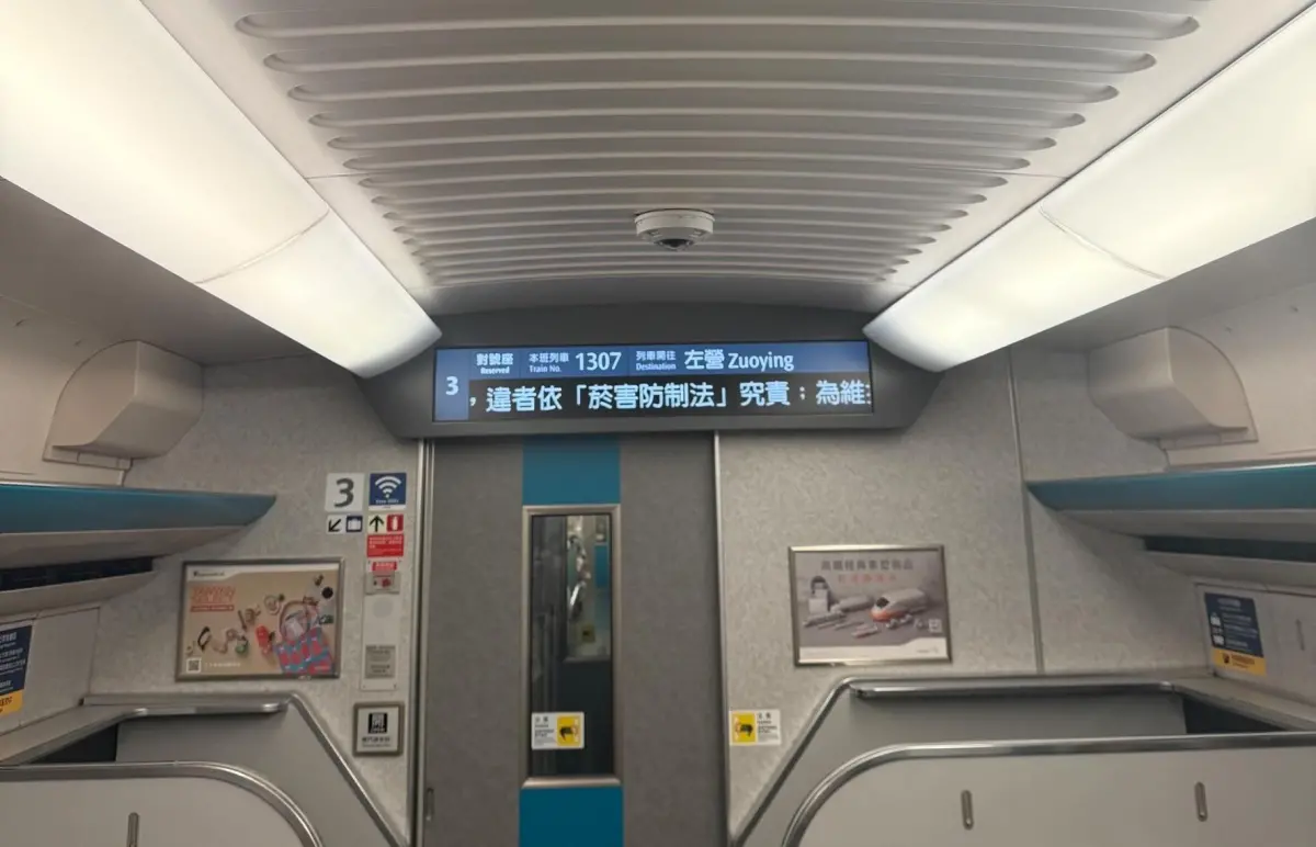 高鐵車廂出現「1變化」！乘客狂讚好看 交通部長認證：國產技術