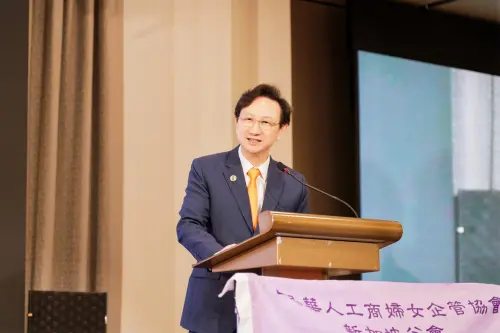 ▲我國駐新加坡代表也出席這場盛會。（圖／翻攝自臉書）