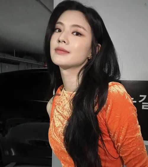 ▲李先彬先是以女團成員身分出道，組合活動結束後轉型成為演員。（圖／李先彬IG＠sunbin_eyesmag）