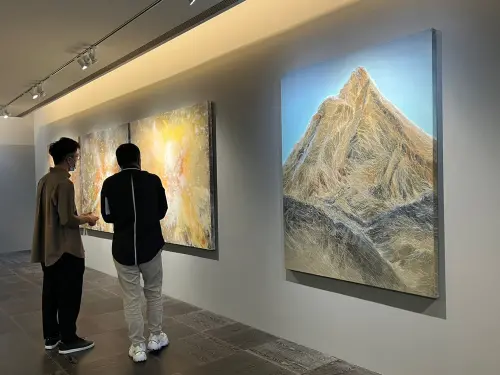 ▲品牌建商透過藝術切入，從雕塑、景觀到展演空間，讓建築不僅是生活場所，也成為城市文化的載體。（圖／記者金武鳳攝，2025.9.4)(337.96 kb)