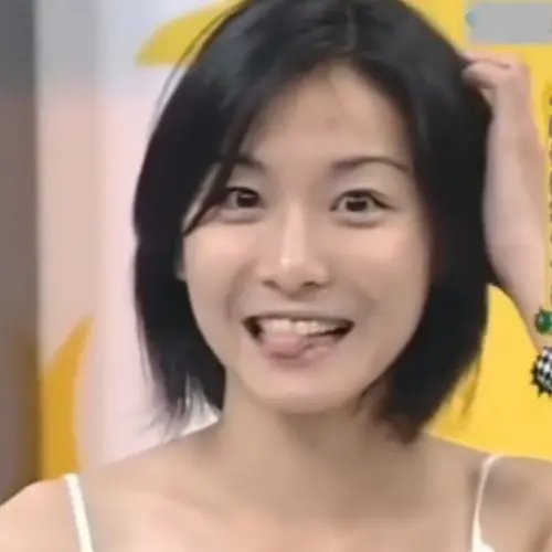 ▲江祖平當年上節目《康熙來了》的卸妝單元，卸妝以後被小S大讚素顏跟化妝一樣美。（圖／翻攝自《康熙來了》）