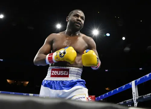 ▲「炫富拳王」梅威瑟明年春天將與拳王泰森進行一場拳擊表演賽。（圖／美聯社／達志影像）