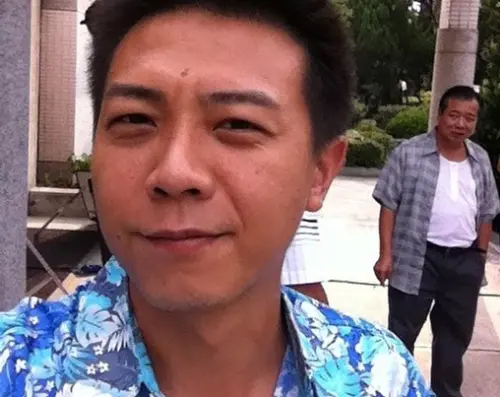 ▲錦德現在是廖峻的主要照護者，面對外界有密友刷廖峻卡，錦德也決定提出行動收拾爛攤。（圖／翻攝自錦德臉書）