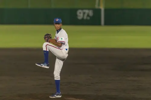▲U18中華隊蘇嵐鴻登板面對中國隊，後援1局無失分，連續投出3次三振。（圖／中華棒協提供）