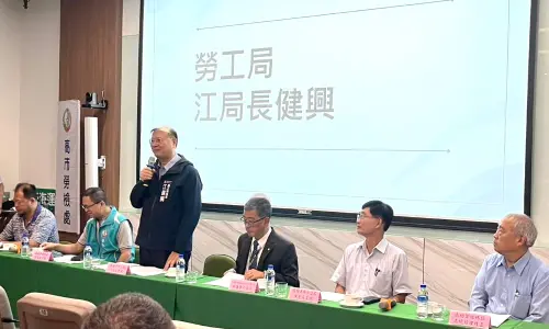 ▲高雄市政府勞工局局長江建興致詞。(圖／高雄市政府勞工局提供)