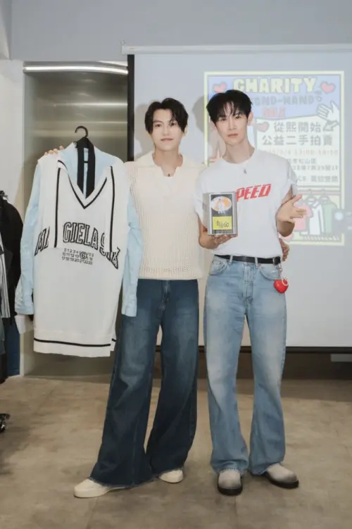 ▲邱宇辰（左）、夏和熙（右）聲援江祖平，強調司法階段交給當事人處理。（圖／百鴻揚娛樂提供）