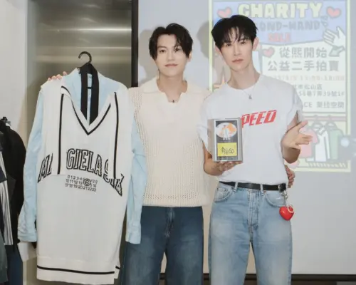 ▲邱宇辰（左）、夏和熙（右）出席「從熙開始」慈善義賣活動。（圖／百鴻揚娛樂提供）