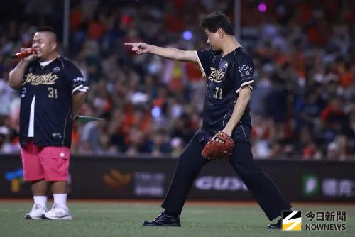 ▲「假日飛刀手」陳義信受邀替林智勝引退賽開球。（圖／記者葉政勳攝，2025.09.06）