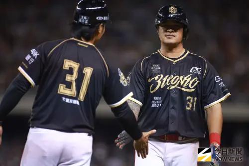 ▲味全龍林智勝引退系列賽第二場繳出3打數1保送1得分。（圖／記者葉政勳攝 ,2025.09.06）