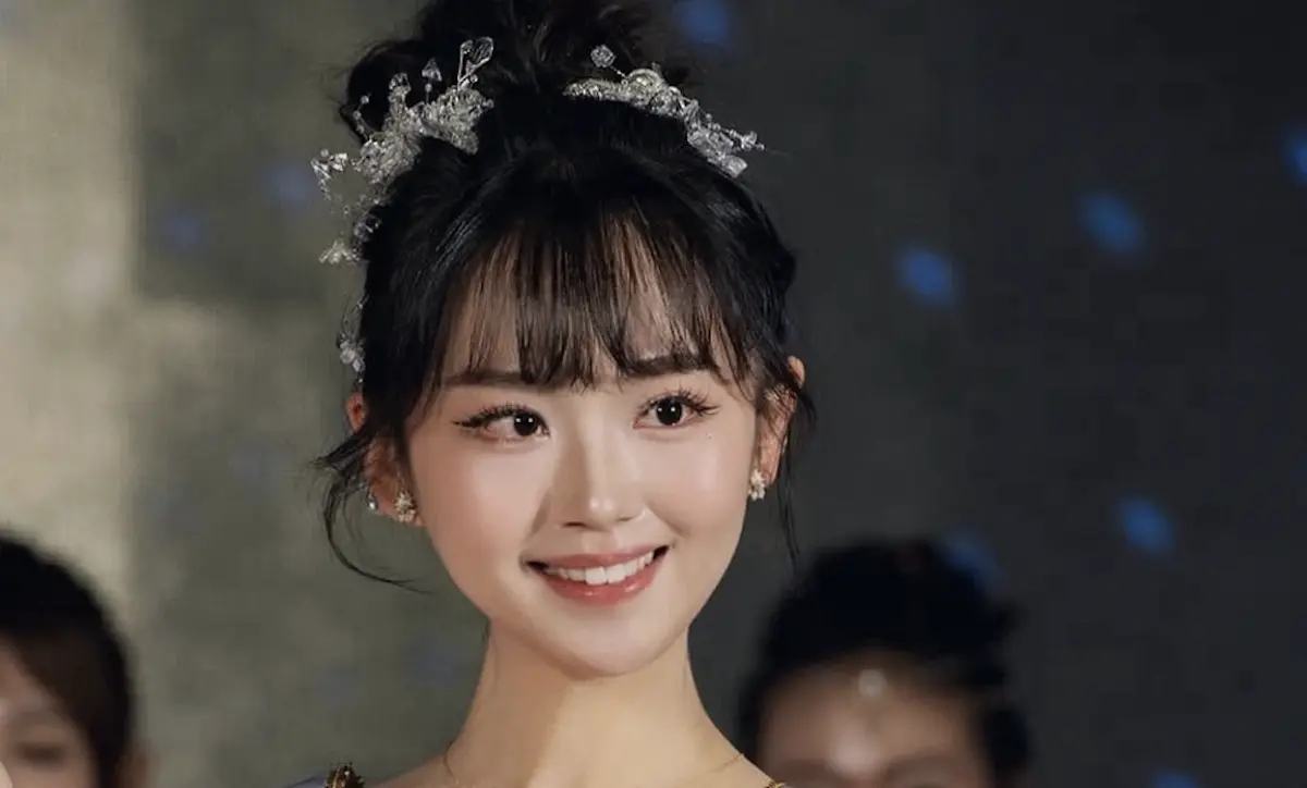 ▲《我的年下守護男》女主角白孟嫺參加台灣小姐選美比賽，在泳裝走秀時，月經突然報到，害她差點血染舞台。（圖／白孟嫺提供）