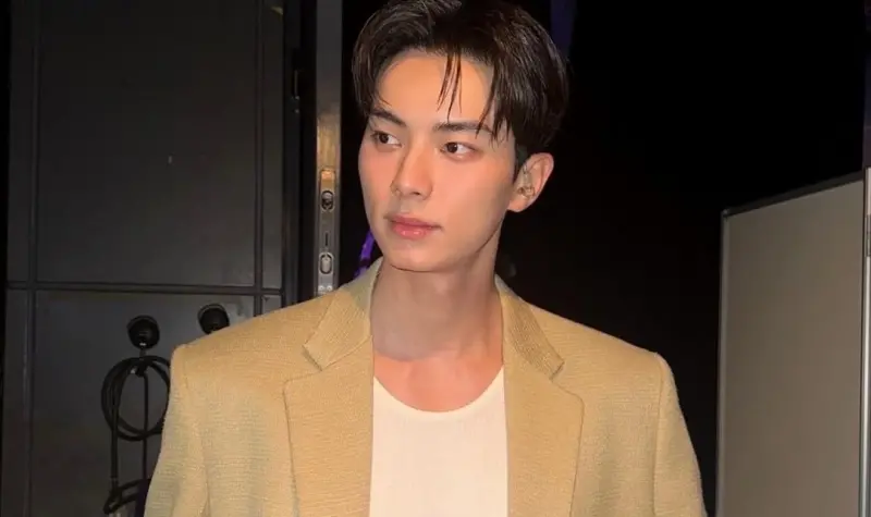 ▲李彩玟因《暴君的廚師》爆紅，不過他早在1年前就認愛柳多仁，近日劇組殺青宴還被捕捉戴情侶對戒，偷偷放閃女友，再度讓粉絲被甜翻。（圖／李彩玟IG@l.c.m____）