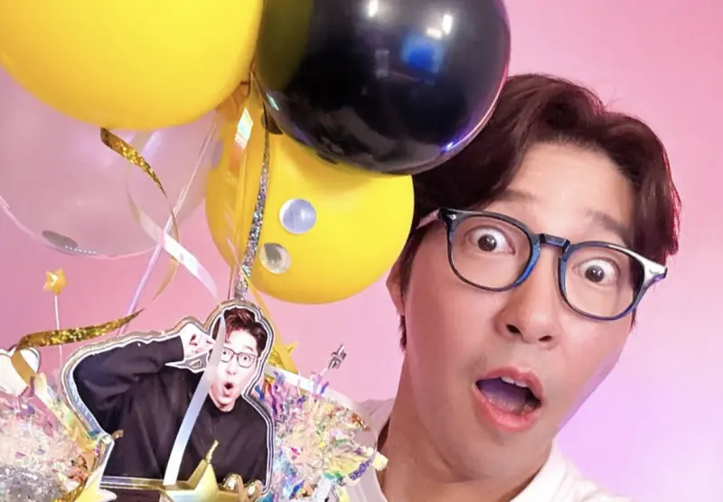 ▲韓國百萬YouTuber「大圖書館」羅棟鉉46歲在家中驟逝，死因被猜測是因為心臟疾病。（圖／＠buzzbean11 IG）