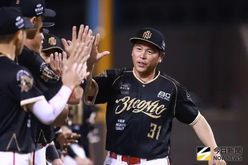 ▲味全龍隊總教練葉君璋回2015年選秀會，原本打算選宋家豪當狀元，但在選前1小時，決定改選林哲瑄。（圖／記者葉政勳攝 ,2025.09.07）